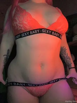 Harleyhexfree OnlyFans Leaked Free Thumbnail Picture - #TwerqylUca