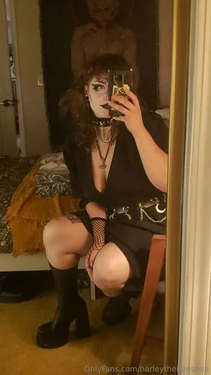 Harleythebanshee OnlyFans Leaked Free Thumbnail Picture - #001ywX8HqQ