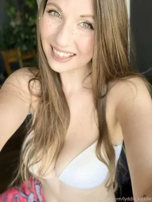 Harpermadi OnlyFans Leaked Free Thumbnail Picture - #JMAhMUAs4J