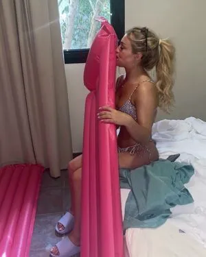 Harriet Cowan From Clarkson S Farm OnlyFans Leaked Free Thumbnail Picture - #6yPThU73GU