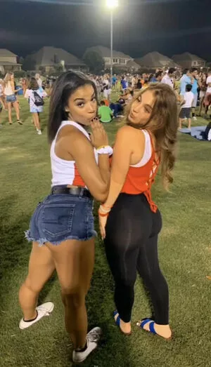 Hashemi Sisters OnlyFans Leaked Free Thumbnail Picture - #90WbrY8NaE