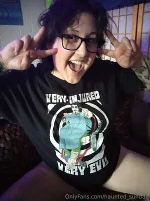 Haunted Sundae OnlyFans Leaked Free Thumbnail Picture - #pearFoWod9