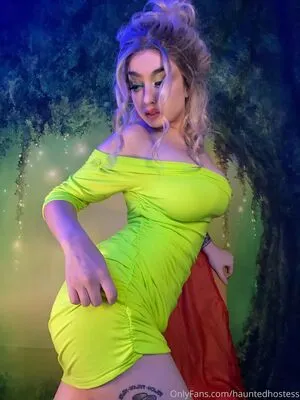 Hauntedquinn OnlyFans Leaked Free Thumbnail Picture - #AJwfyDyLSZ