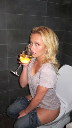 Hayden Panettiere OnlyFans Leaked Free Thumbnail Picture - #MFRMMgwfiI