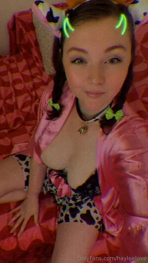 Hayleelove OnlyFans Leaked Free Thumbnail Picture - #LdIE3jZnm0