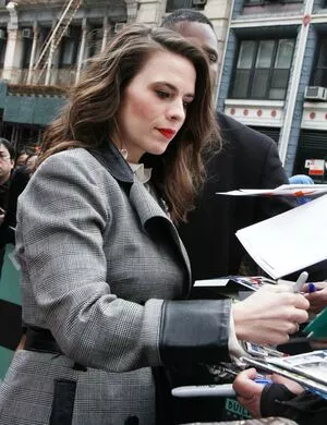 Hayley Atwell OnlyFans Leaked Free Thumbnail Picture - #CKT0oy5gt9