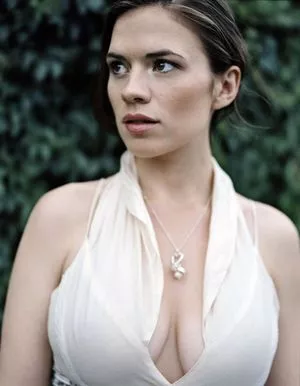 Hayley Atwell OnlyFans Leaked Free Thumbnail Picture - #NxYCMBbjM1