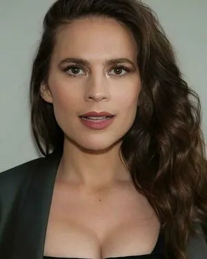 Hayley Atwell OnlyFans Leaked Free Thumbnail Picture - #Pp2WmV6tH5