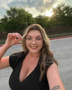 Hayley L OnlyFans Leaked Free Thumbnail Picture - #3H9P8PsNXp