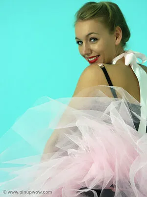 Hayley-Marie Coppin OnlyFans Leaked Free Thumbnail Picture - #5YYVD0M01j