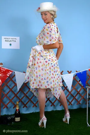 Hayley-Marie Coppin OnlyFans Leaked Free Thumbnail Picture - #ZIBzNwIiSw