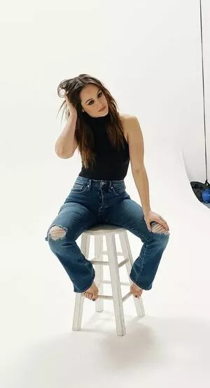 Hayley Orrantia OnlyFans Leaked Free Thumbnail Picture - #8862htzGWn