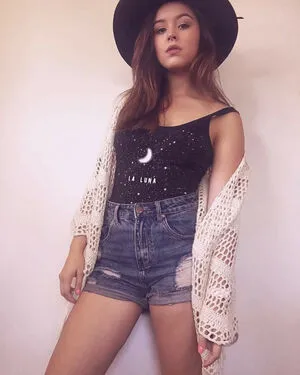 Hayley Orrantia OnlyFans Leaked Free Thumbnail Picture - #JeoGp6HYch