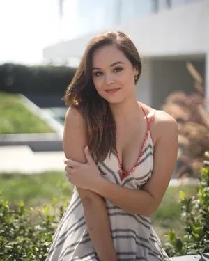 Hayley Orrantia OnlyFans Leaked Free Thumbnail Picture - #MZ3kAamsj0