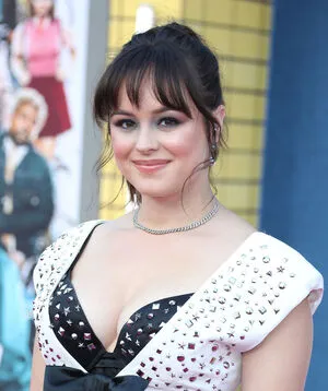 Hayley Orrantia OnlyFans Leaked Free Thumbnail Picture - #NQ1OgHWfRa