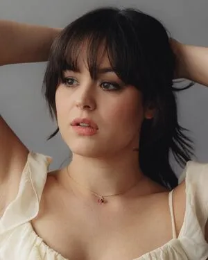 Hayley Orrantia OnlyFans Leaked Free Thumbnail Picture - #Pe18iVNYe3