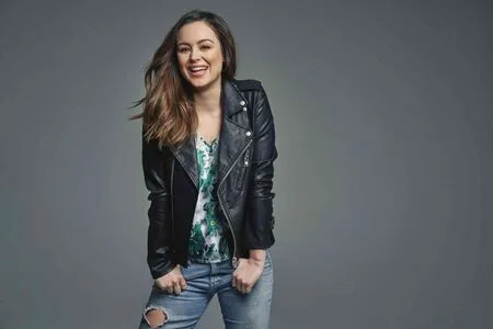 Hayley Orrantia OnlyFans Leaked Free Thumbnail Picture - #cCcxXUNwEI