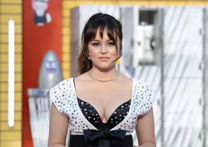 Hayley Orrantia OnlyFans Leaked Free Thumbnail Picture - #eiFdk4KmqT