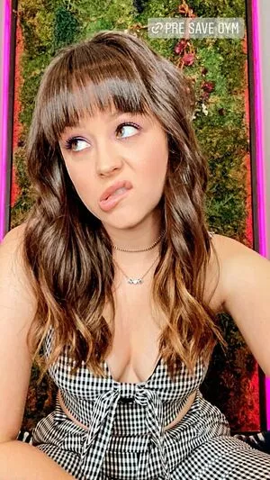 Hayley Orrantia OnlyFans Leaked Free Thumbnail Picture - #yvYbuIhnn4