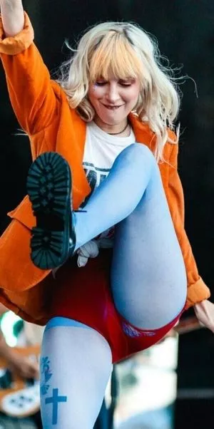 Hayley Williams OnlyFans Leaked Free Thumbnail Picture - #2dFL6Eu08d