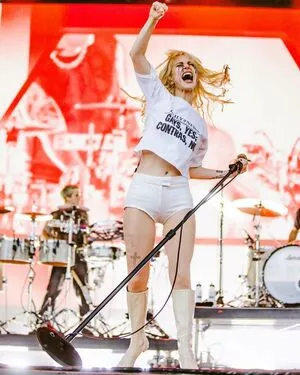Hayley Williams OnlyFans Leaked Free Thumbnail Picture - #3OpLrBecXf