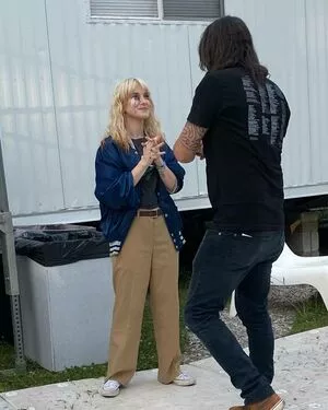 Hayley Williams OnlyFans Leaked Free Thumbnail Picture - #5ipfDPDU5Y