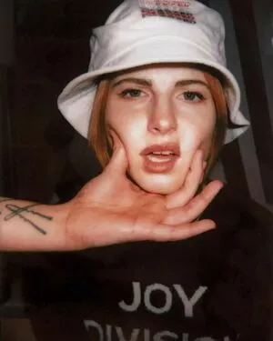 Hayley Williams OnlyFans Leaked Free Thumbnail Picture - #EIl8iL5xVi