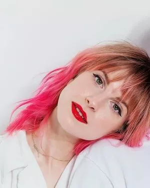 Hayley Williams OnlyFans Leaked Free Thumbnail Picture - #EZKPHmgxA0