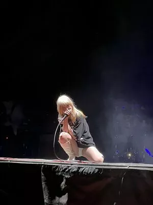 Hayley Williams OnlyFans Leaked Free Thumbnail Picture - #YpzU7Wcosd