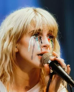 Hayley Williams OnlyFans Leaked Free Thumbnail Picture - #a2AcqoaB2I