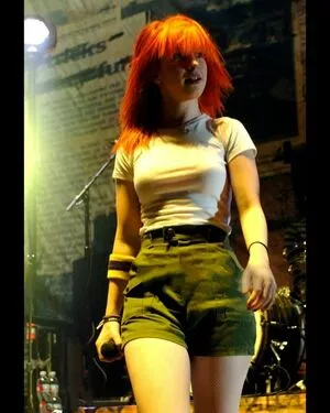 Hayley Williams OnlyFans Leaked Free Thumbnail Picture - #aAnshhZsQ1