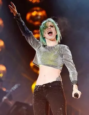 Hayley Williams OnlyFans Leaked Free Thumbnail Picture - #altnloHFIg