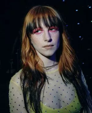Hayley Williams OnlyFans Leaked Free Thumbnail Picture - #kFVT1ZJek2
