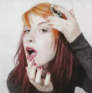 Hayley Williams OnlyFans Leaked Free Thumbnail Picture - #tExGBlVlxD