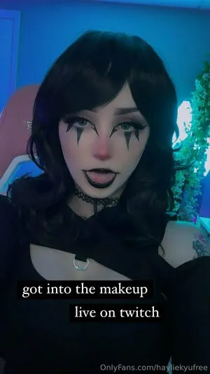 Hayliekyufree OnlyFans Leaked Free Thumbnail Picture - #YtpA2CNL4m