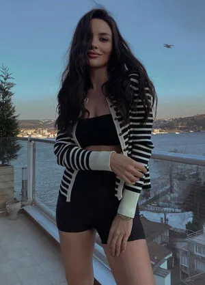 Hazal Filiz OnlyFans Leaked Free Thumbnail Picture - #nqxIqEDalI