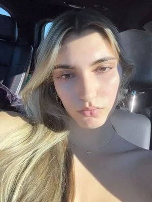 Hazel Alevok OnlyFans Leaked Free Thumbnail Picture - #mrLV4y9cab