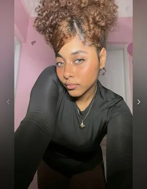 Hazel Dreamyyhazel OnlyFans Leaked Free Thumbnail Picture - #84ZCY1giG3