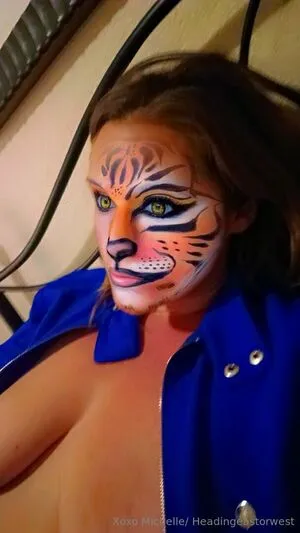 Headingeastorwest OnlyFans Leaked Free Thumbnail Picture - #Gl0UV4GIwV