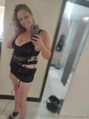 Headingeastorwest OnlyFans Leaked Free Thumbnail Picture - #xFqDQpKsci