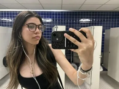 Headphoneemoji OnlyFans Leaked Free Thumbnail Picture - #9ASRjB0pXg