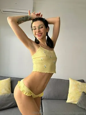 Heartbreakingjenny OnlyFans Leaked Free Thumbnail Picture - #rfT9h5xZFn