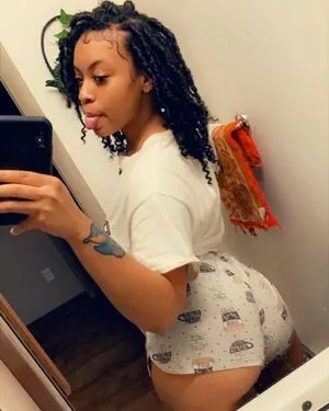 Heartofcreations OnlyFans Leaked Free Thumbnail Picture - #2uG6QlfuUy