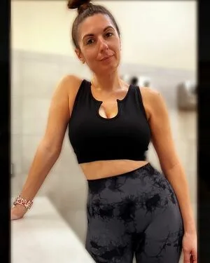 Heather Alyse Becker OnlyFans Leaked Free Thumbnail Picture - #HVtu5ldzN5