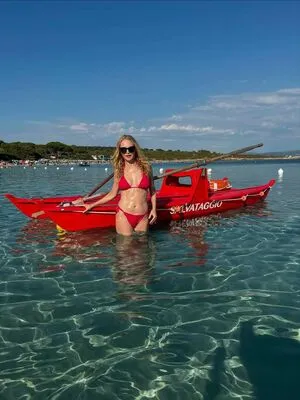 Heather Graham OnlyFans Leaked Free Thumbnail Picture - #blGpOZ7aE3