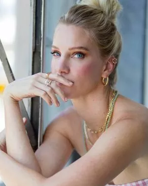 Heather Morris OnlyFans Leaked Free Thumbnail Picture - #5l8MN5UC6D