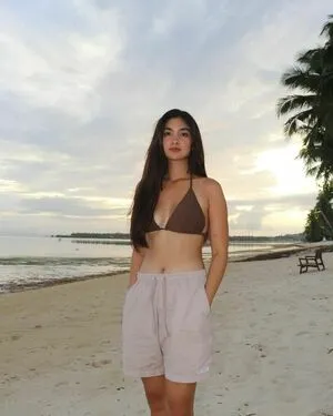 Heaven Peralejo OnlyFans Leaked Free Thumbnail Picture - #jLcj8YGpAn