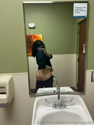 Heavensdropout69 OnlyFans Leaked Free Thumbnail Picture - #8IoDn8gA9f