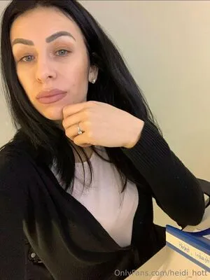 Heidi Hott OnlyFans Leaked Free Thumbnail Picture - #3cPXjWO8X7