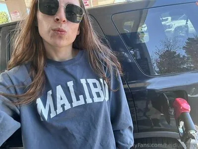 Heidi Is Here OnlyFans Leaked Free Thumbnail Picture - #4h2sMIsUaM